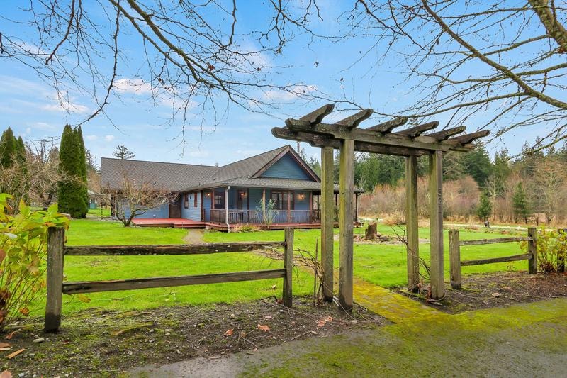 Primary Photo - 521 Redmond-Fall City Rd SE