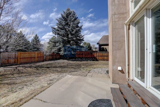 Building Photo - 5934 Instone Cir