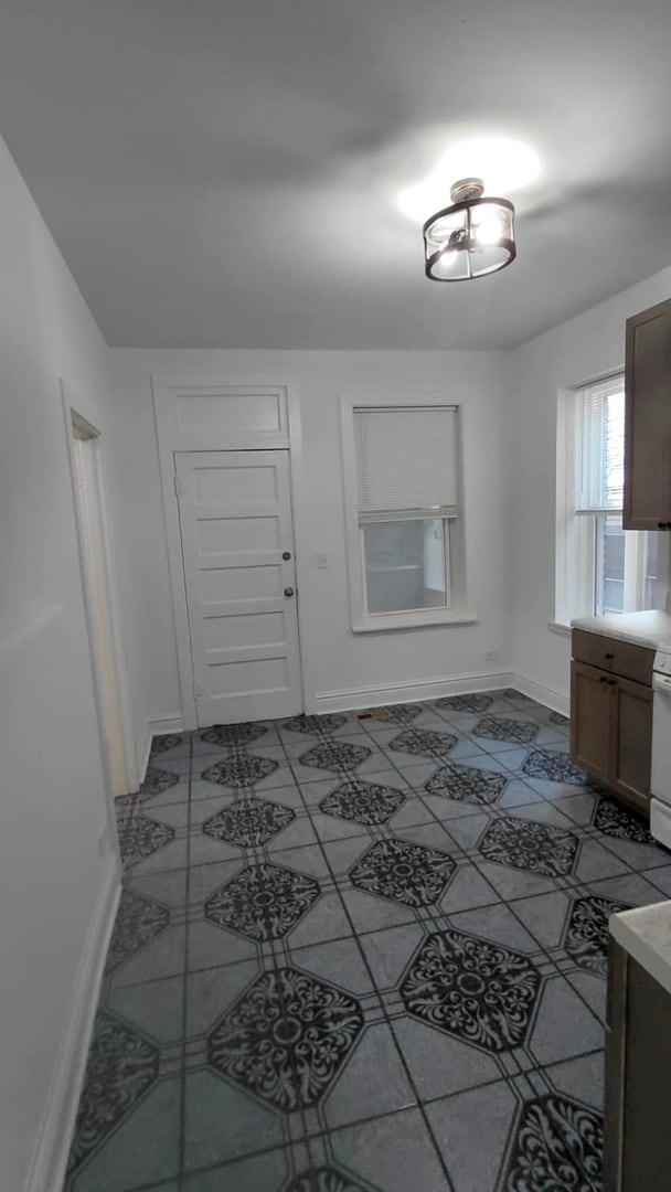 Building Photo - 1741 N Central Park Ave