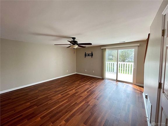 Building Photo - 2275 Nutmeg Ct