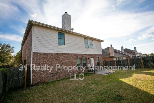 Building Photo - 3108 Kennedy Dr
