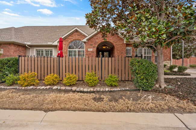 Building Photo - 3100 Camellia Rose Dr