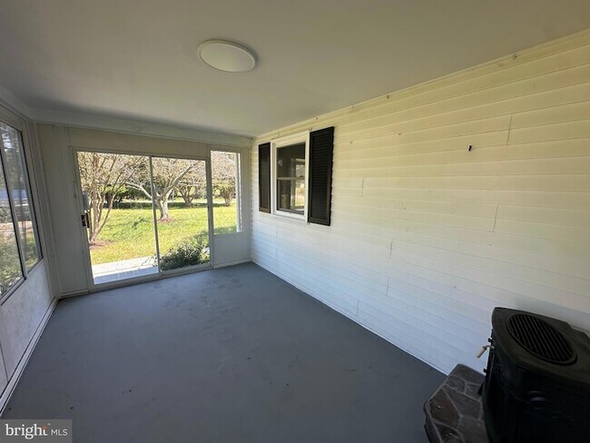 Building Photo - 9215 Wills Rd