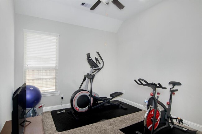 Building Photo - 28205 Bennett Pass Dr
