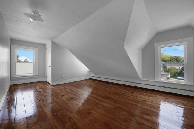 Building Photo - 99 Summer St