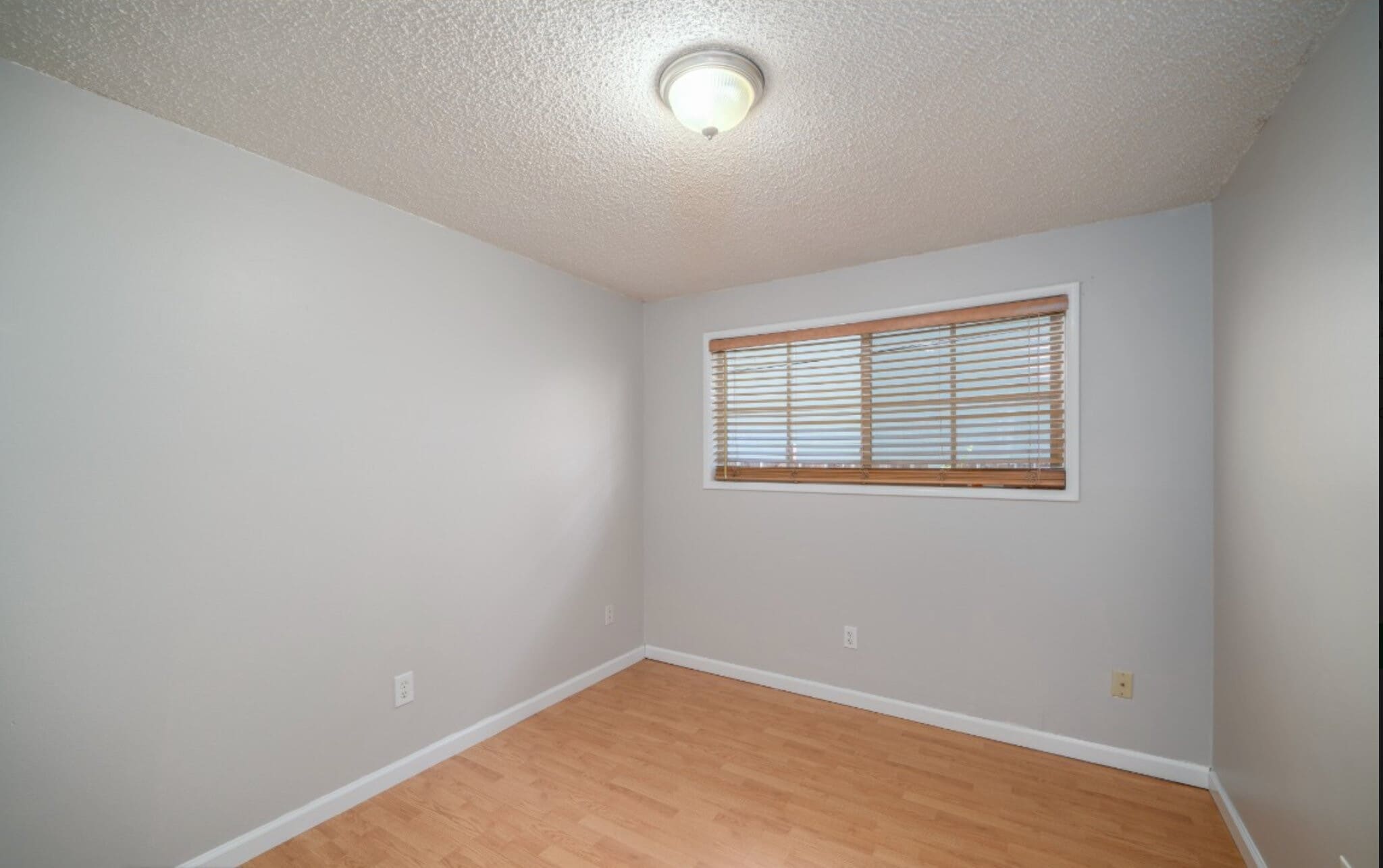 Building Photo - 9207 SW 26th Ave