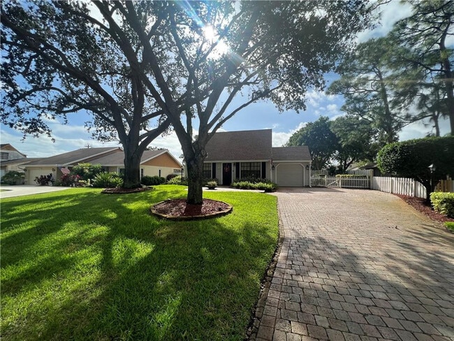 Primary Photo - 5068 Beechwood Rd