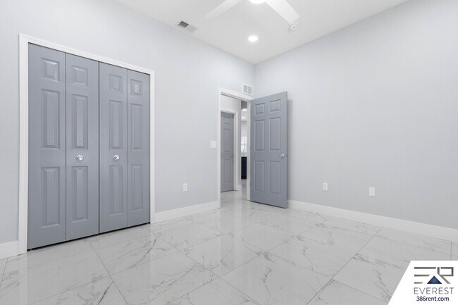 Building Photo - 45 Bruning Ln