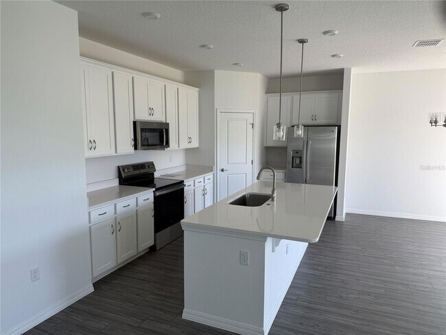 Building Photo - 10128 Huntingnet Way