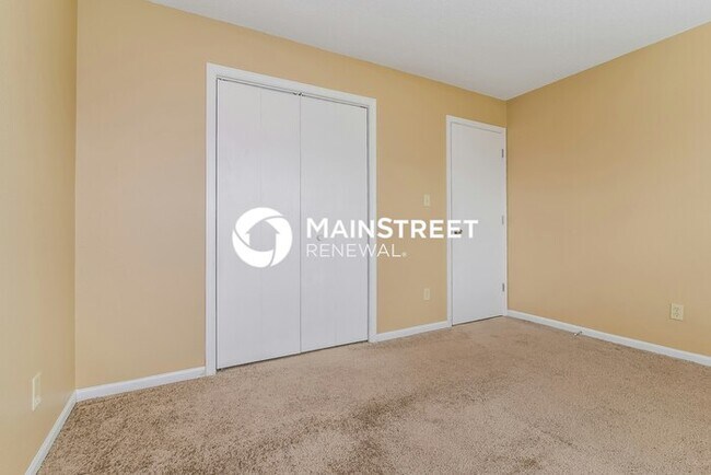 Building Photo - 3 Bedroom Pet-Friendly Home in Avon, IN with Main Street Renewal