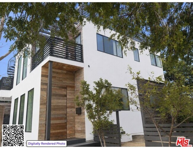 Building Photo - 3256 Cabrillo Blvd