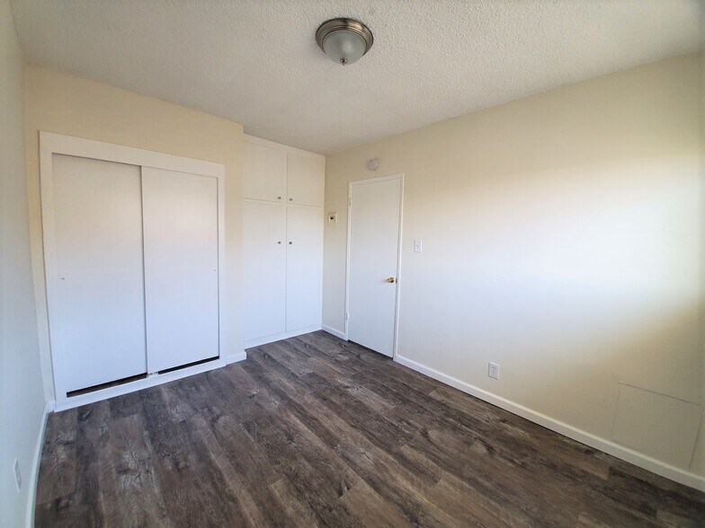Building Photo - 4048 139th St