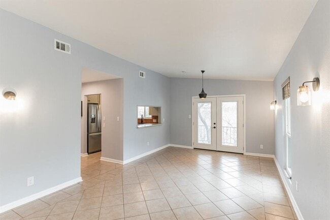 Building Photo - 807 Azie Morton Rd