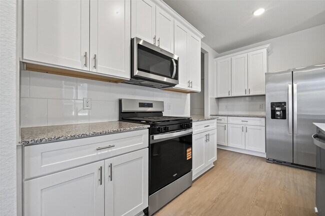 Building Photo - 24657 Monarch Forest Dr