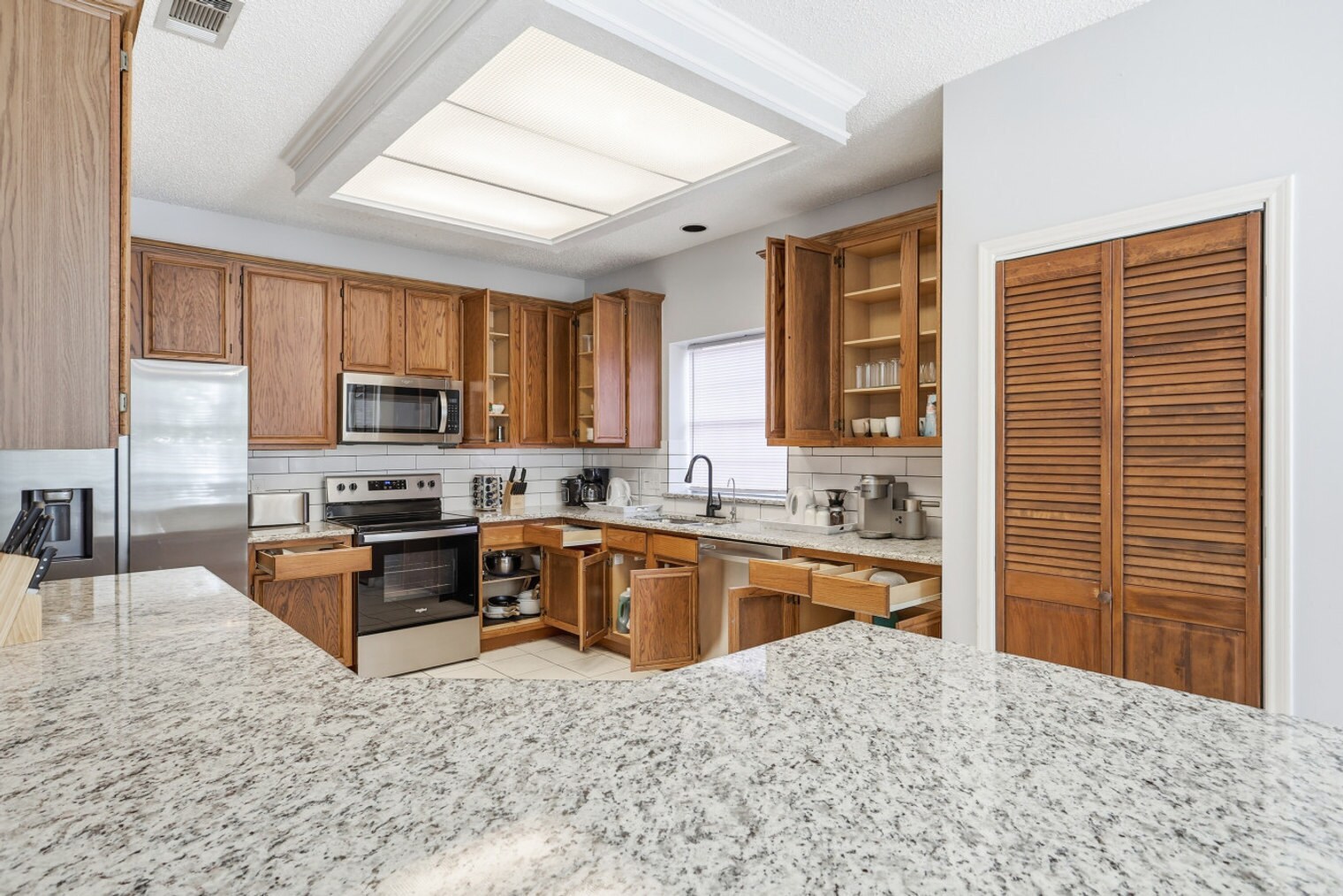 Building Photo - 10217 Napa Valley Dr