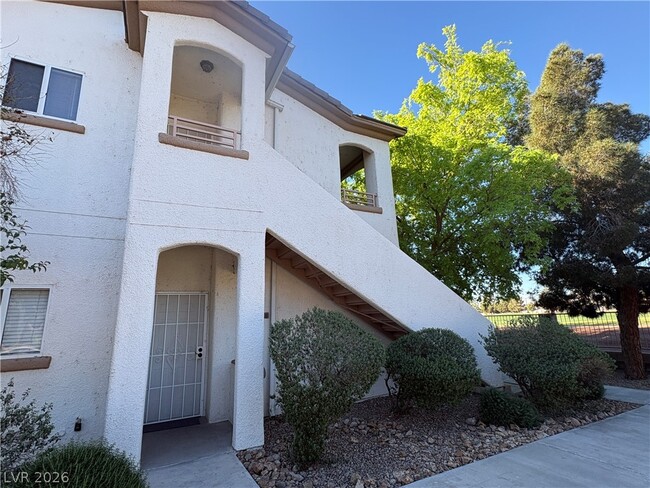 Building Photo - 5655 E Sahara Ave