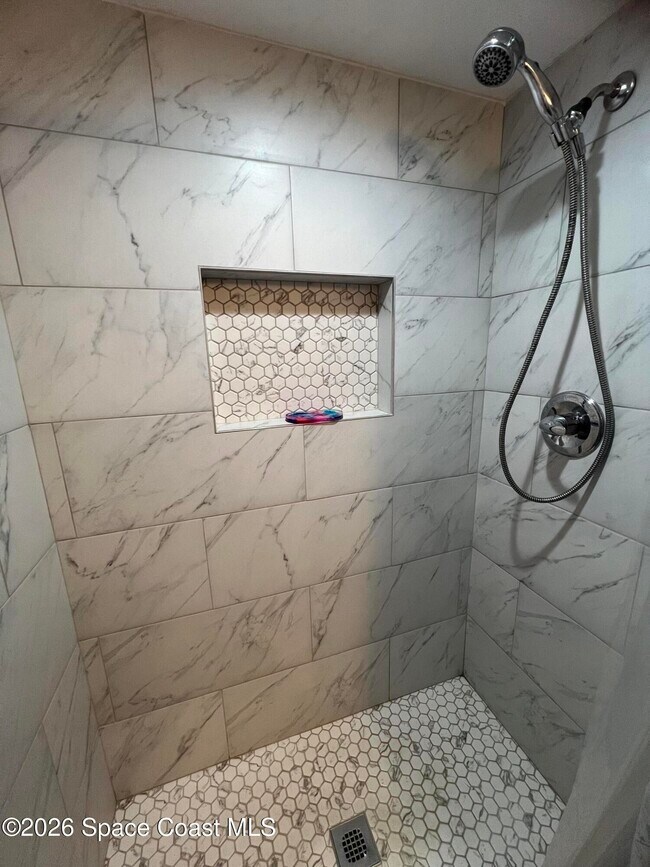 Building Photo - 190 E Olmstead Dr