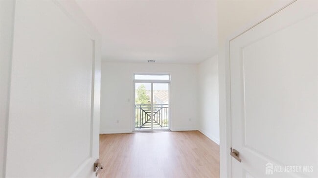 Building Photo - 6404 Fernandez Ct