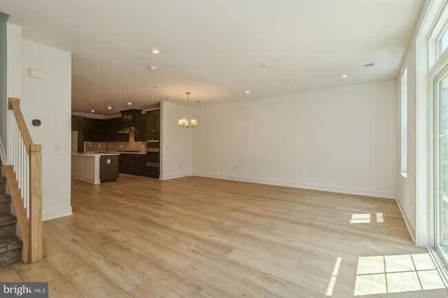 Building Photo - 2107 Donatello Dr