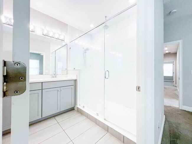 Building Photo - Luxury 4-Bedroom Townhome in Laureate Park – Now Available!