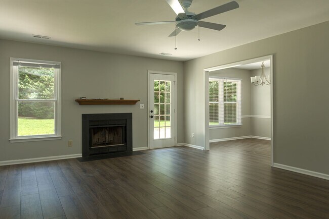 Building Photo - APPLICATIONS PENDING! Maintenance-free 3 b...