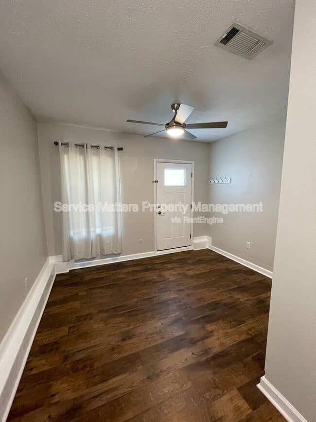 Building Photo - 5057 Pennington Ln
