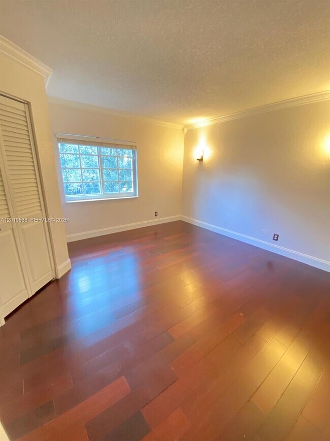 Building Photo - 2041 Pompeii Ct