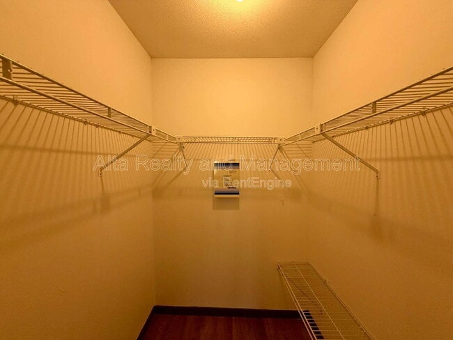 Building Photo - 4655 Trevi Dr