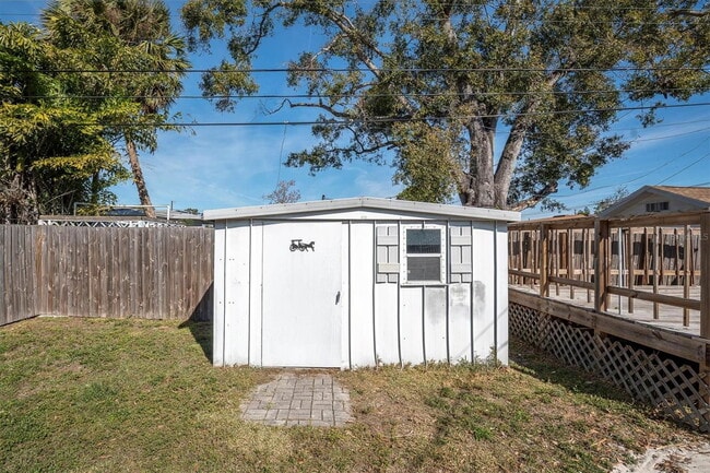 Building Photo - 4929 36th Ave N