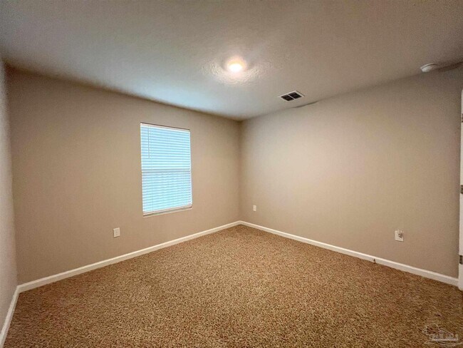 Building Photo - 1039 Lovebird Ct