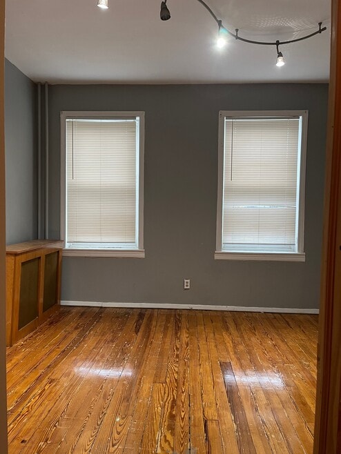 Building Photo - 34-32 38th St