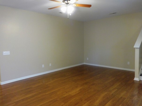 Building Photo - 103 Surlington Dr