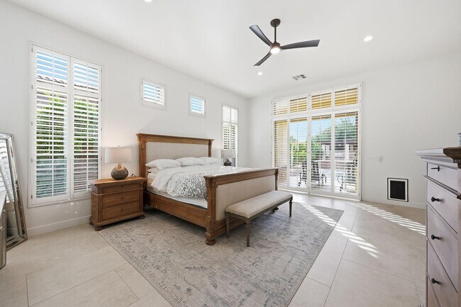 Building Photo - 6570 S Bogle Ave