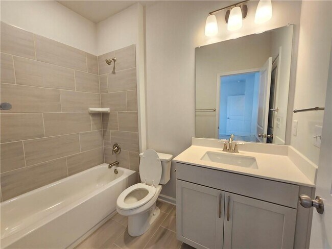 Building Photo - 7875 Tiberon Pkwy