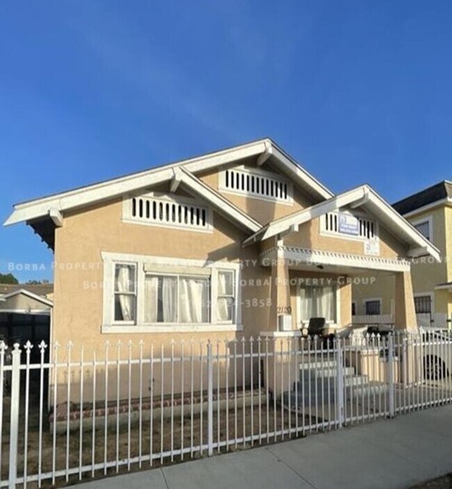Building Photo - LB2120 (LINDEN)