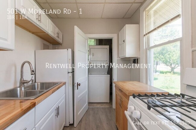 Building Photo - 501 W Moreland Rd