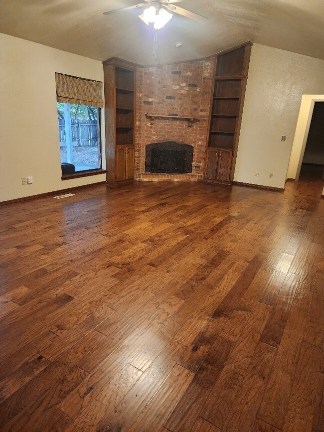 Building Photo - 3502 Bland Ct