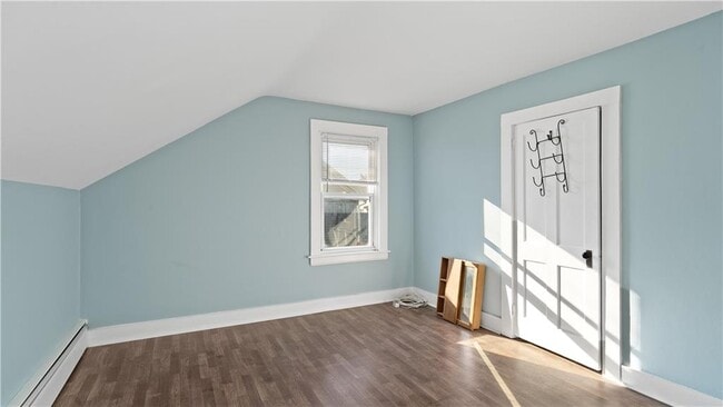 Building Photo - 21 Highland Ave