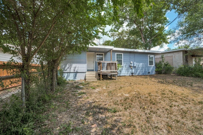 Building Photo - 114 Oxford Dr