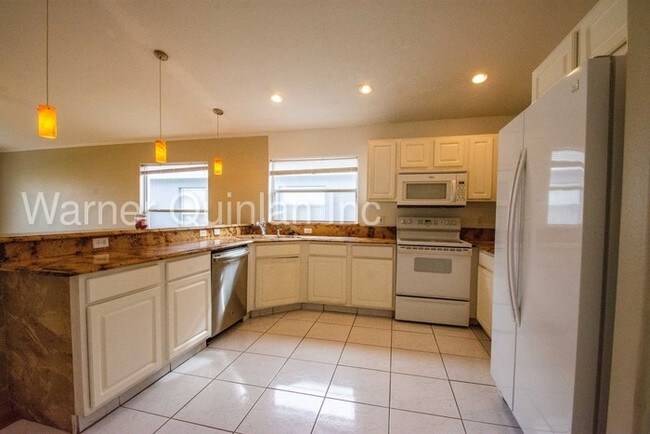 Building Photo - 3310 Crystal Creek Blvd