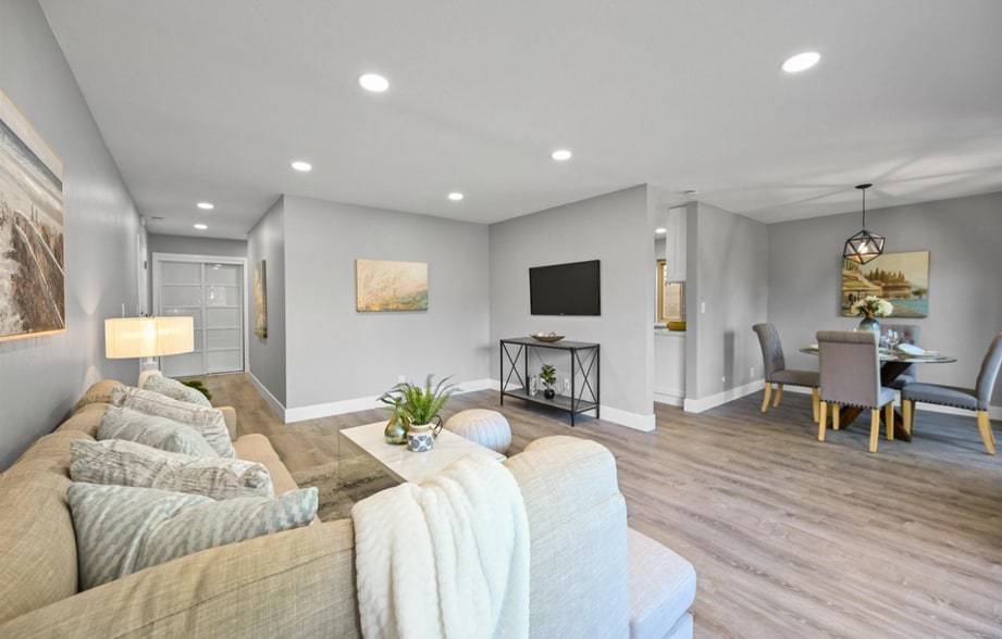 Building Photo - 407 Orange St