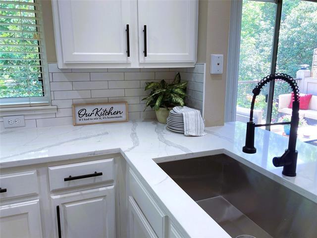 Building Photo - 2036 Signal Ridge Pl