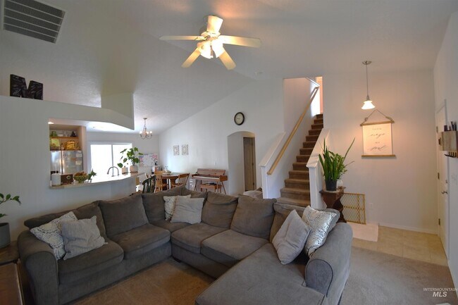 Building Photo - 2707 Colfax Dr