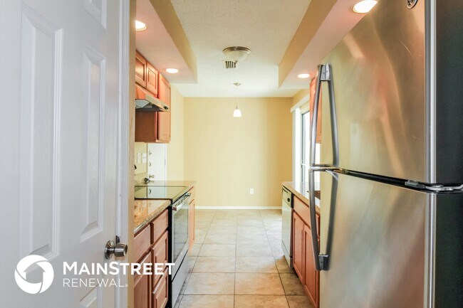 Building Photo - 934 Sanders Dr