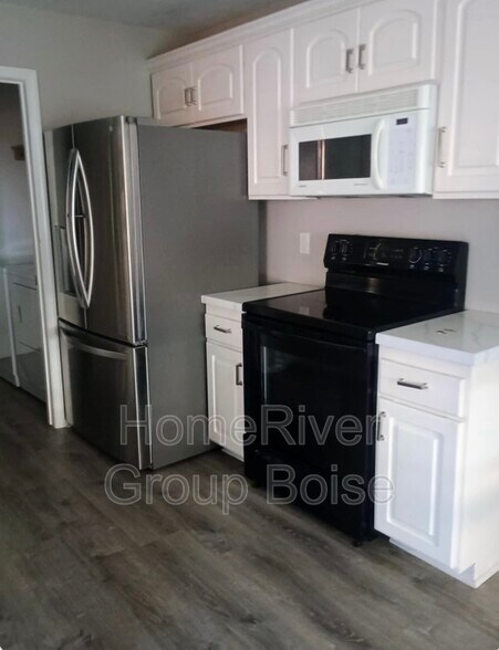Building Photo - 42 S Sugar Loop Ln