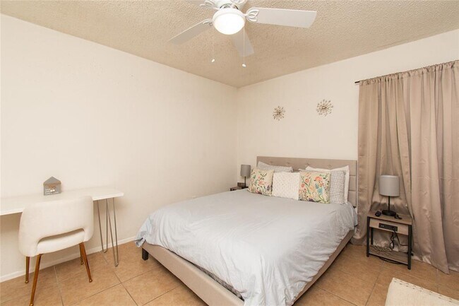 Building Photo - 4405 Teri Rd