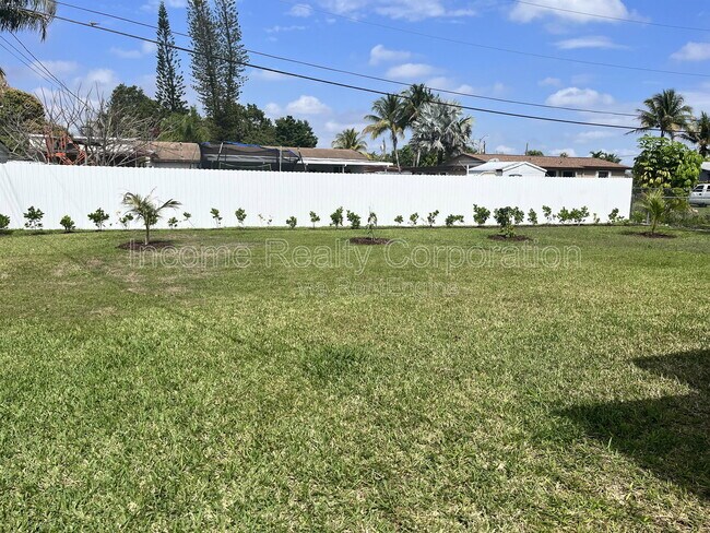 Building Photo - 11535 SW 139th Terrace