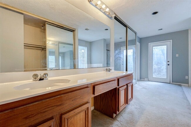Building Photo - 3102 Ashford Bend Dr