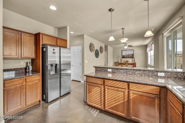 Building Photo - 3680 Coastal St