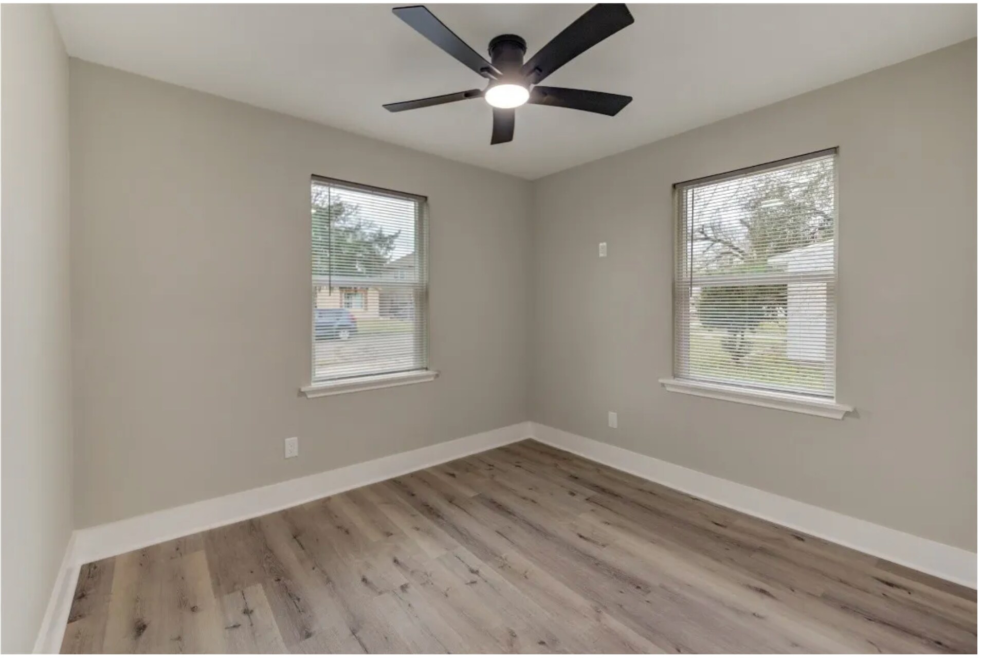 Building Photo - 6603 Narcissus St